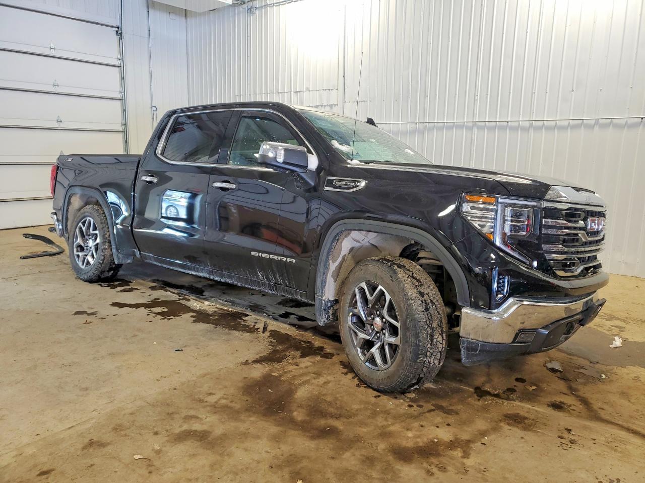2022 GMC Sierra K1500 SLT