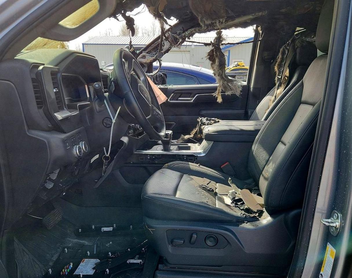 2025 GMC Sierra K1500 SLT