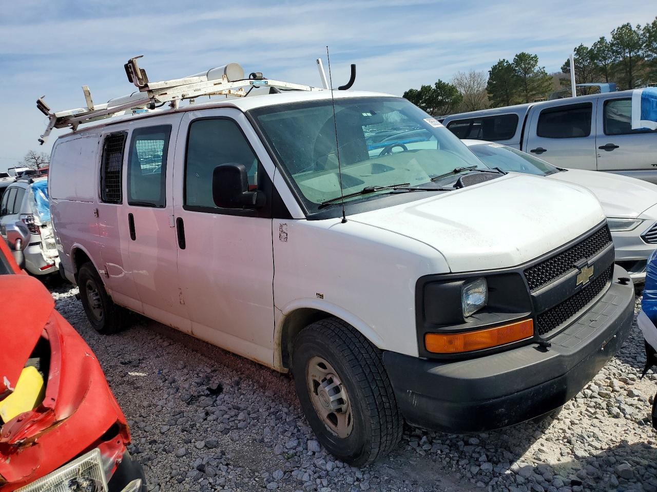 2013 Chev Express G2500