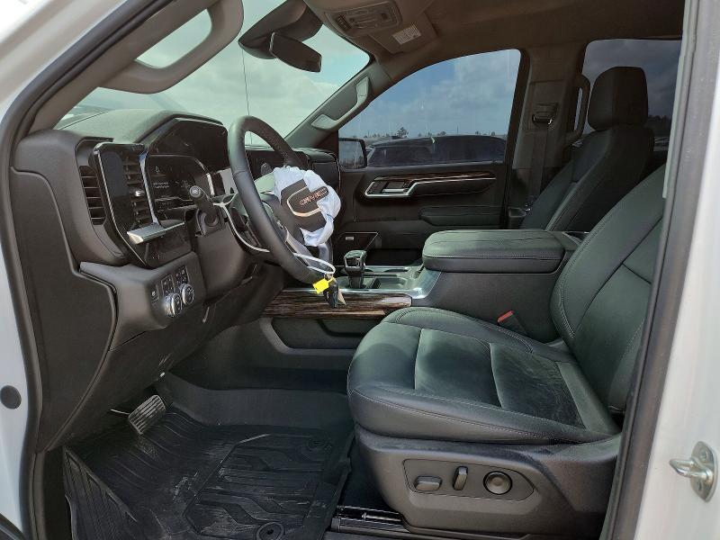 2025 GMC Sierra K1500 Elevation