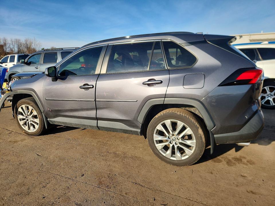 2019 Toyota Rav4 xle Premium