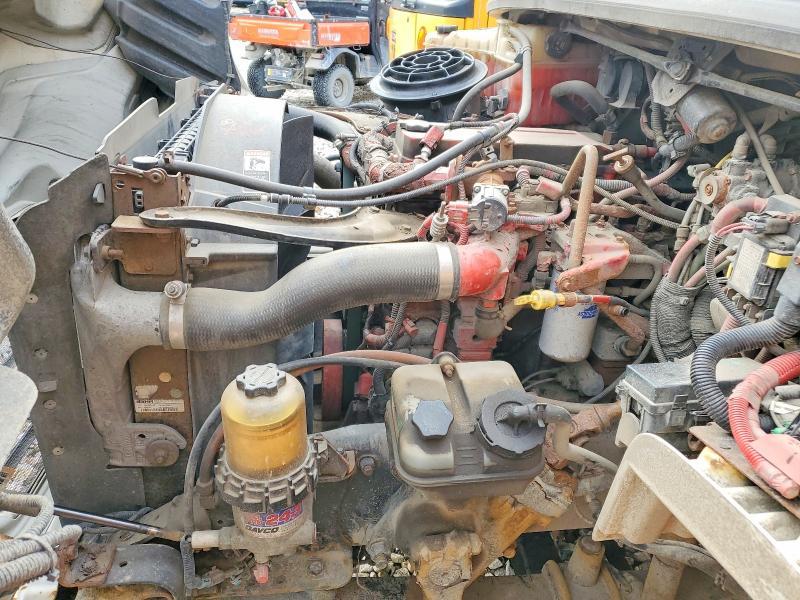 2013 Freightliner Business Class M2 BOX Truck