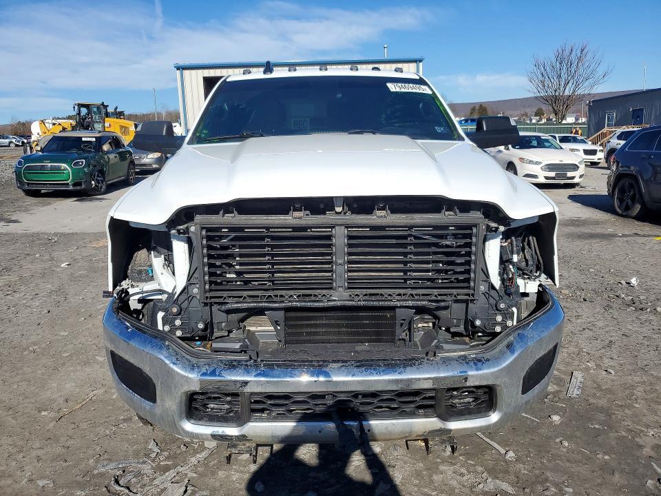 2022 Dodge Ram 2500 big Horn