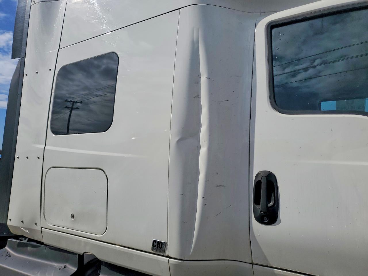 2022 International LT625 Semi Truck