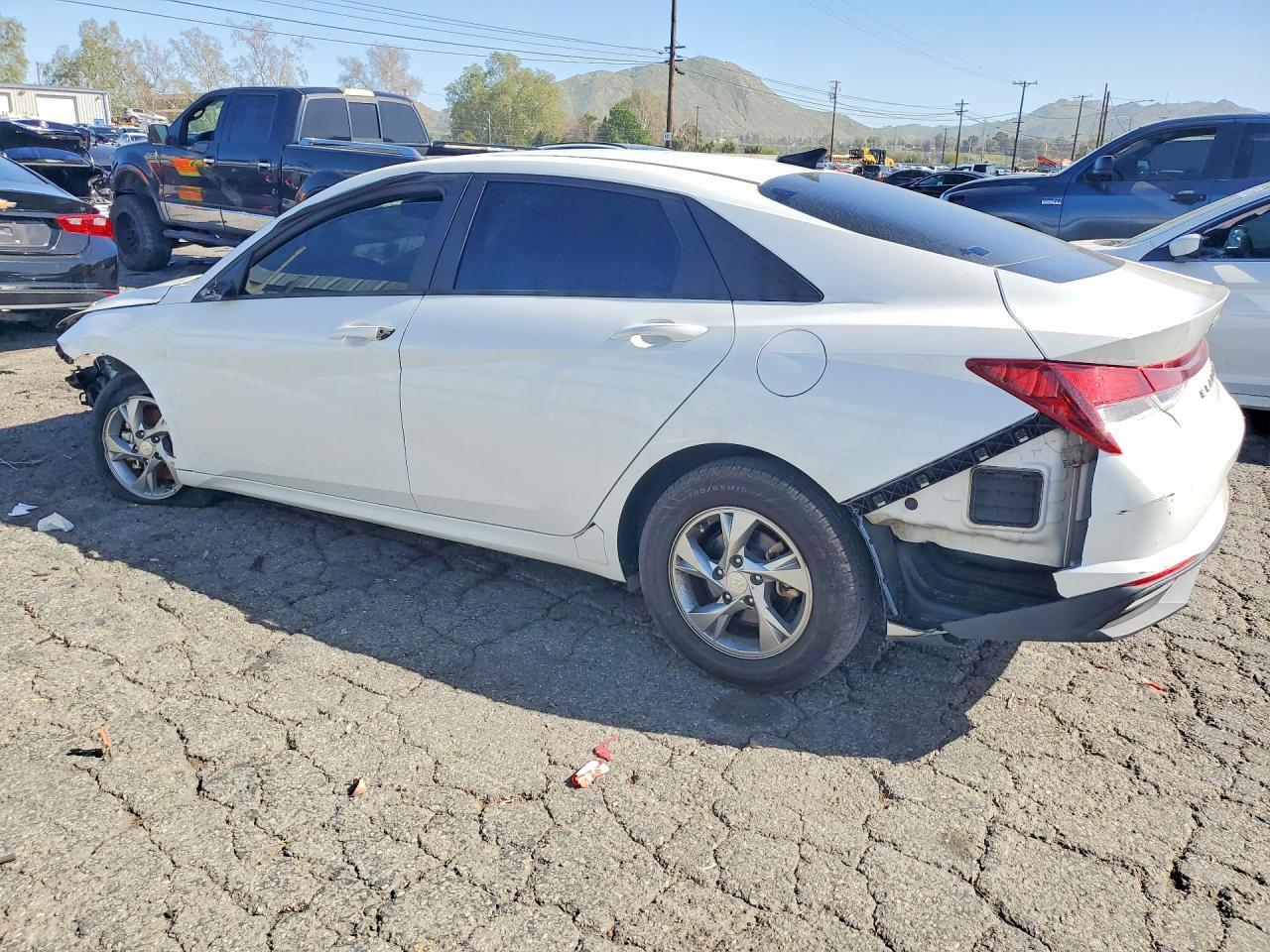 2021 Hyundai Elantra se