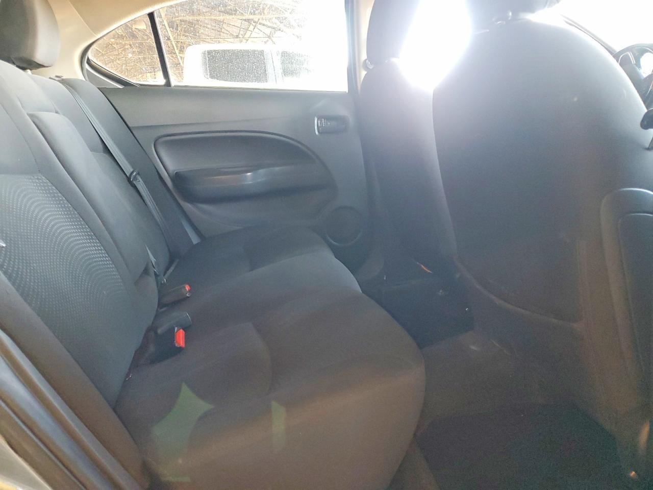 2018 Mitsubishi Mirage G4 es