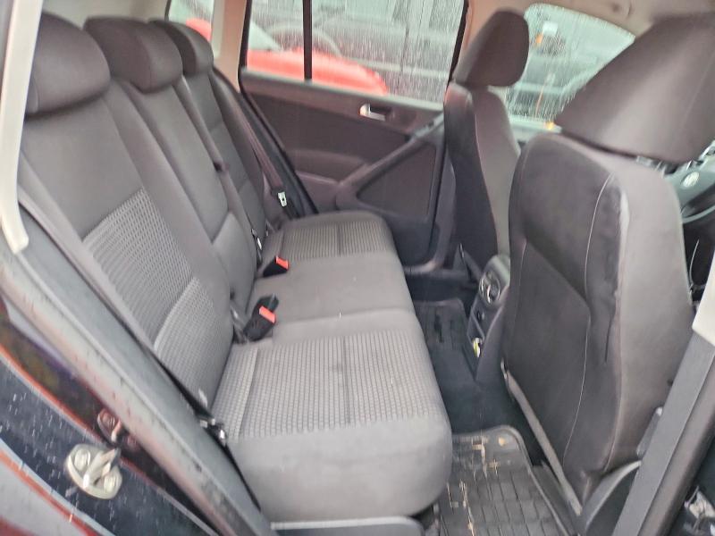 2010 Volkswagen Tiguan se