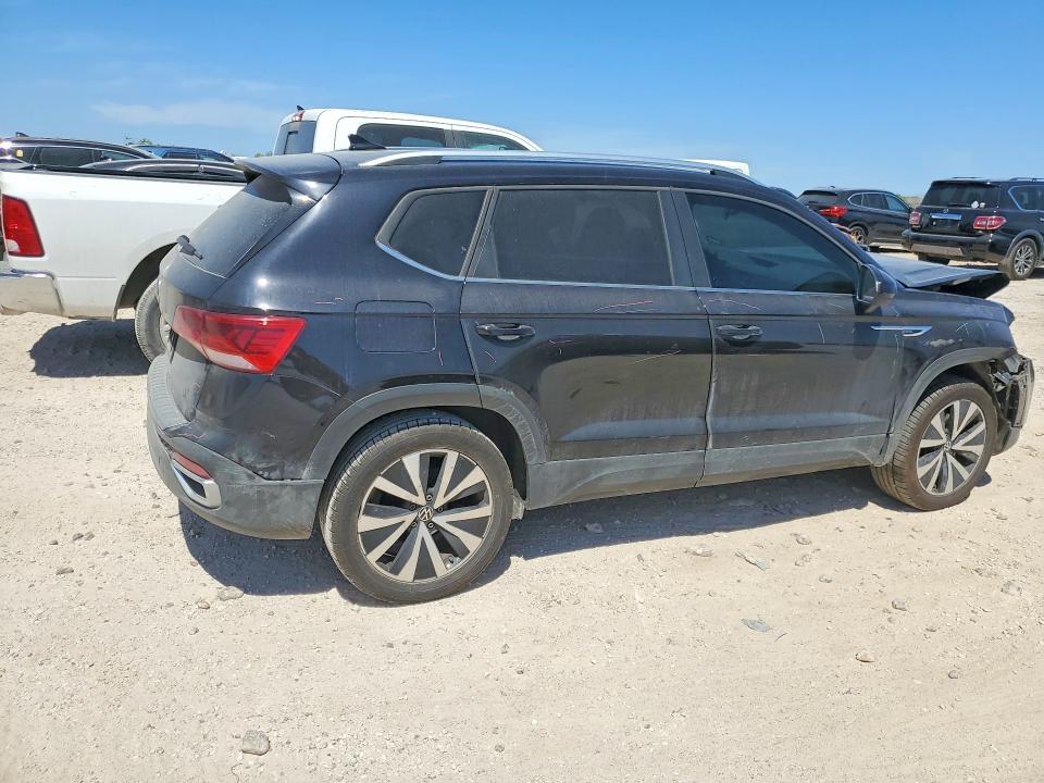 2022 Volkswagen Taos se