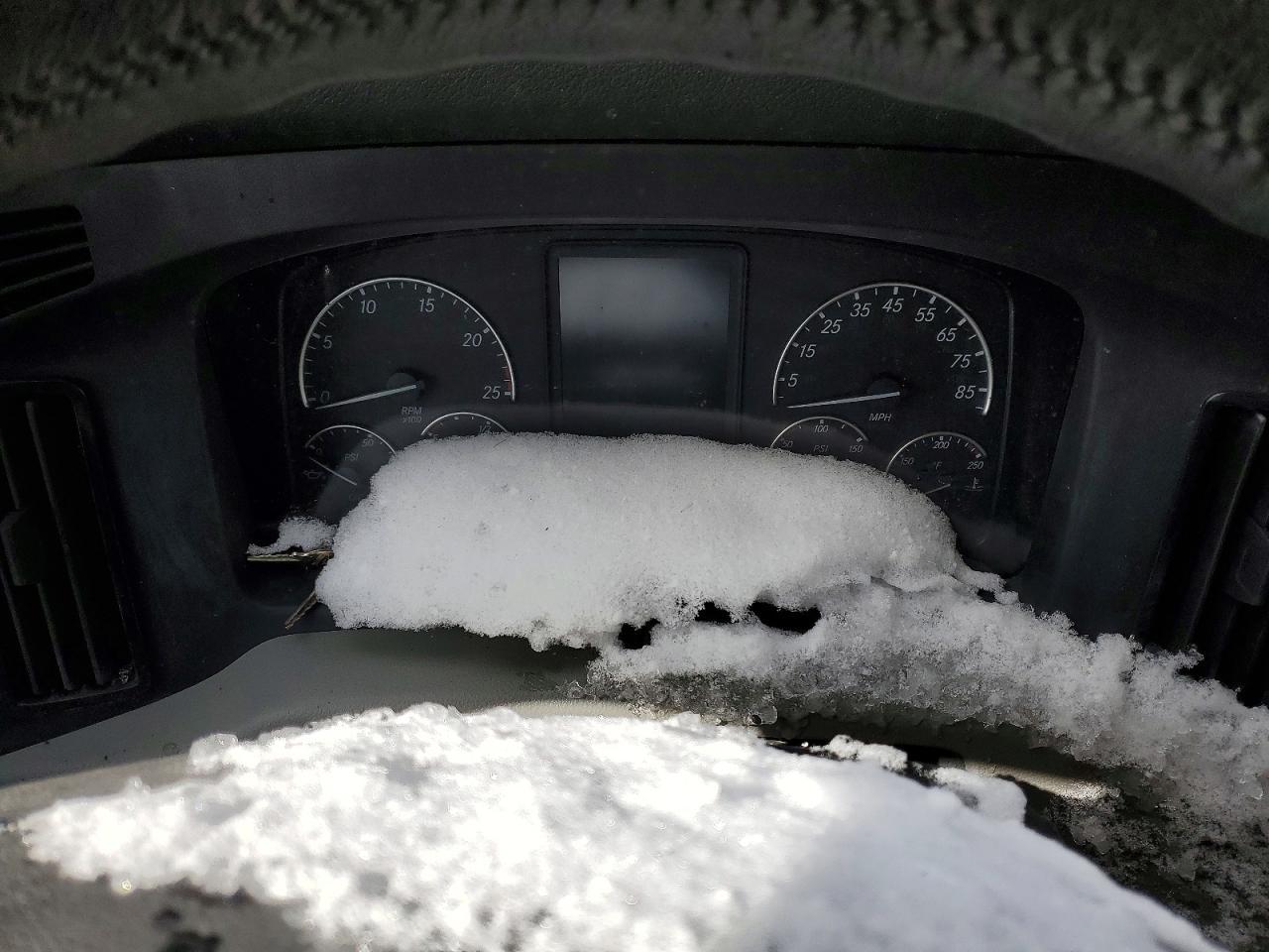 2020 Freigliner 2020 Freightliner Cascadia 126 Semi Truck