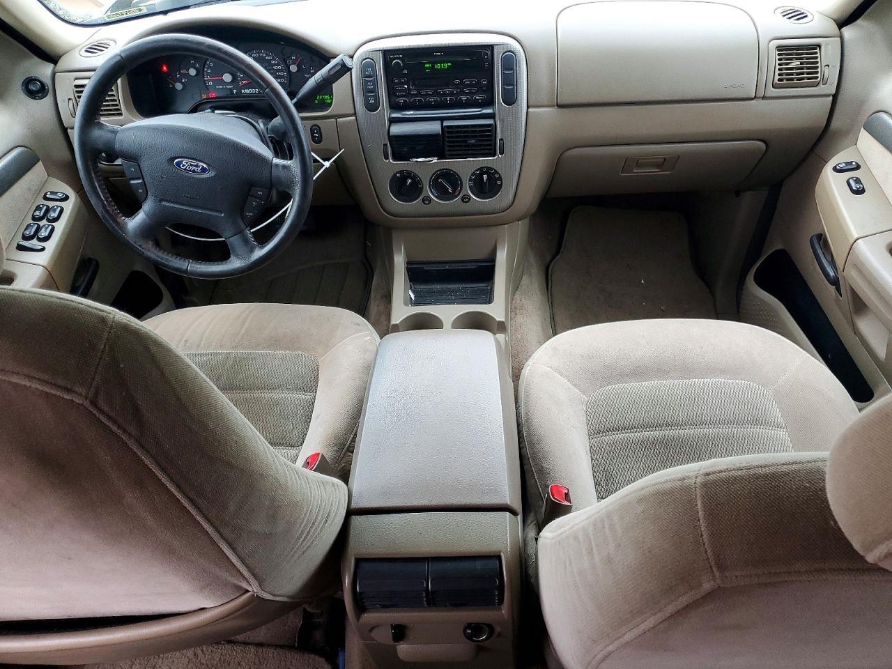 2004 Ford Explorer xlt
