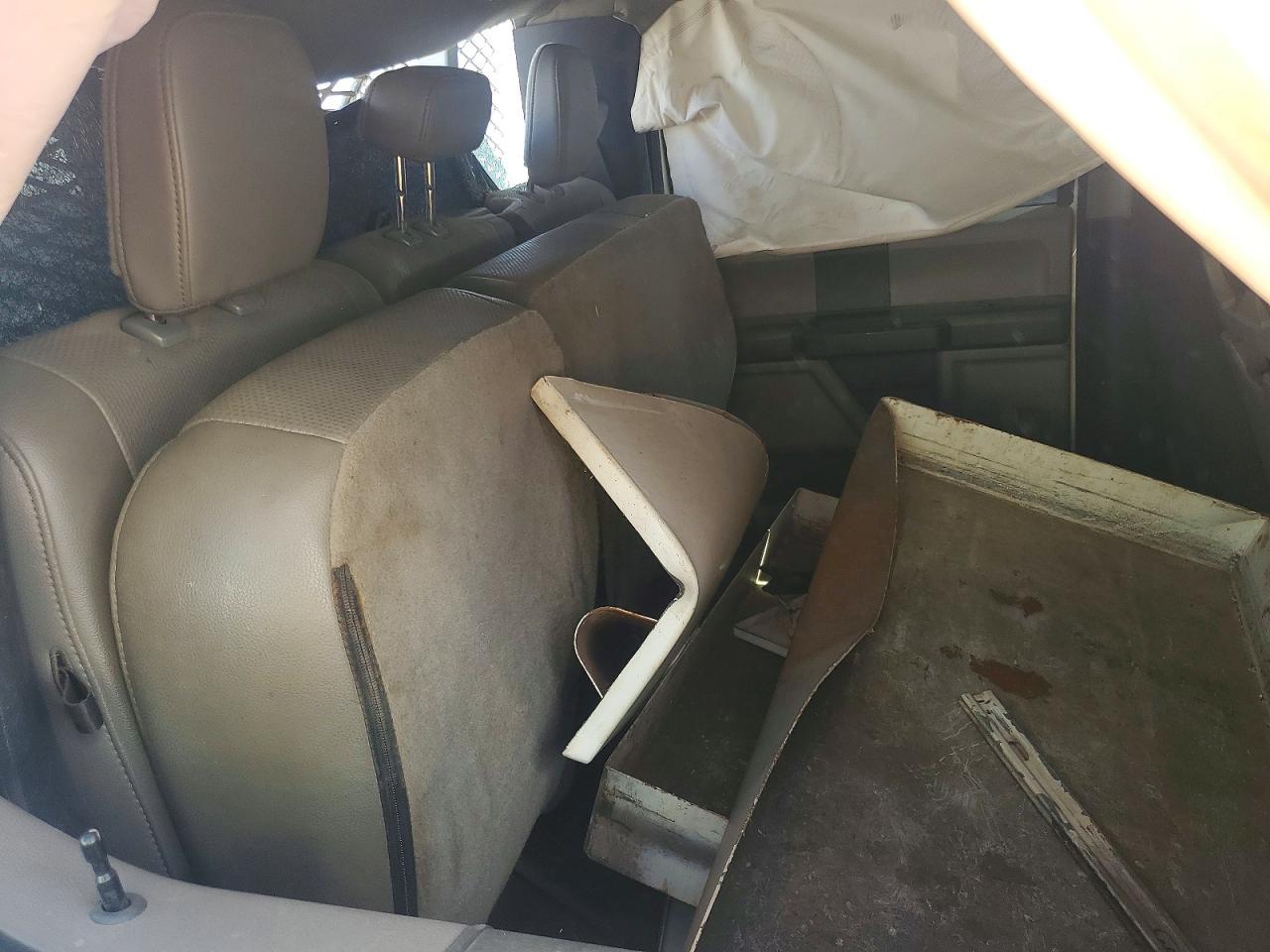 2022 Ford F550 Super Duty Flatbed Truck