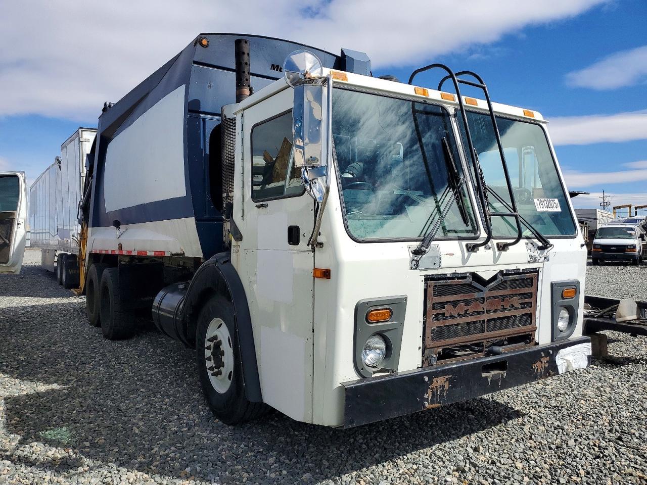 2008 Mack LEU613 Refuse Truck