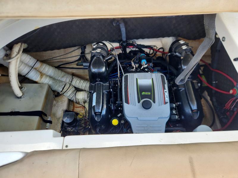 2012 Rinker Trans Sport