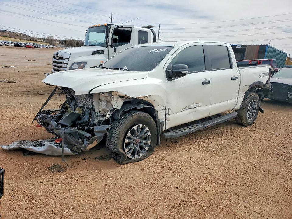 2024 Nissan Titan PRO-4X