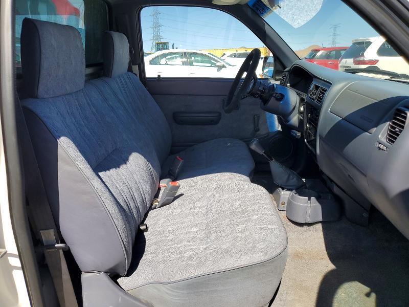2000 Toyota Tacoma Base