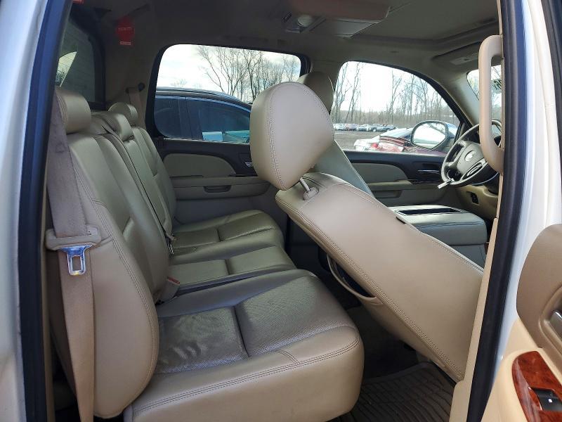 2011 Chevrolet Avalanche LTZ