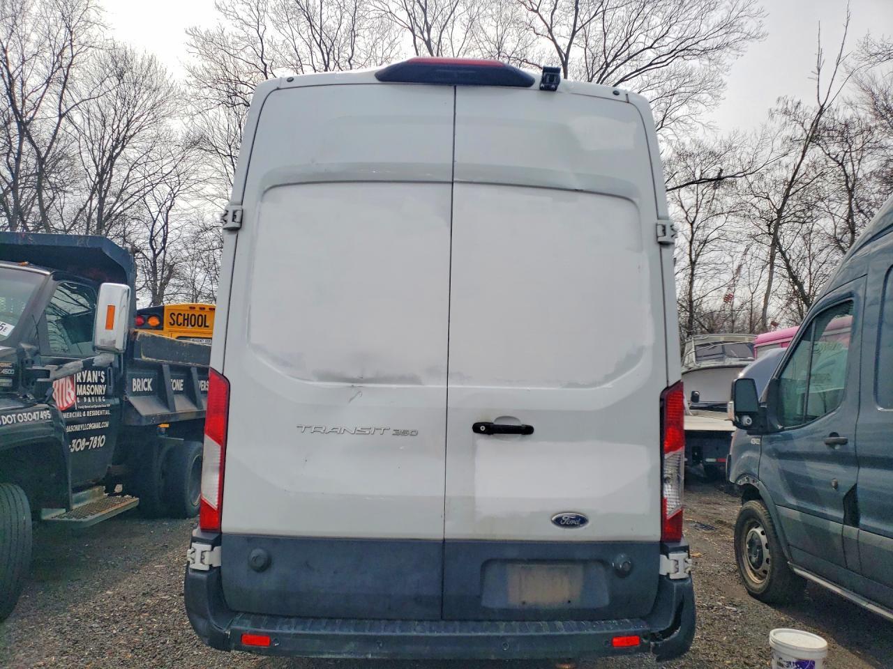 2020 Ford Transit T-Delivery Van