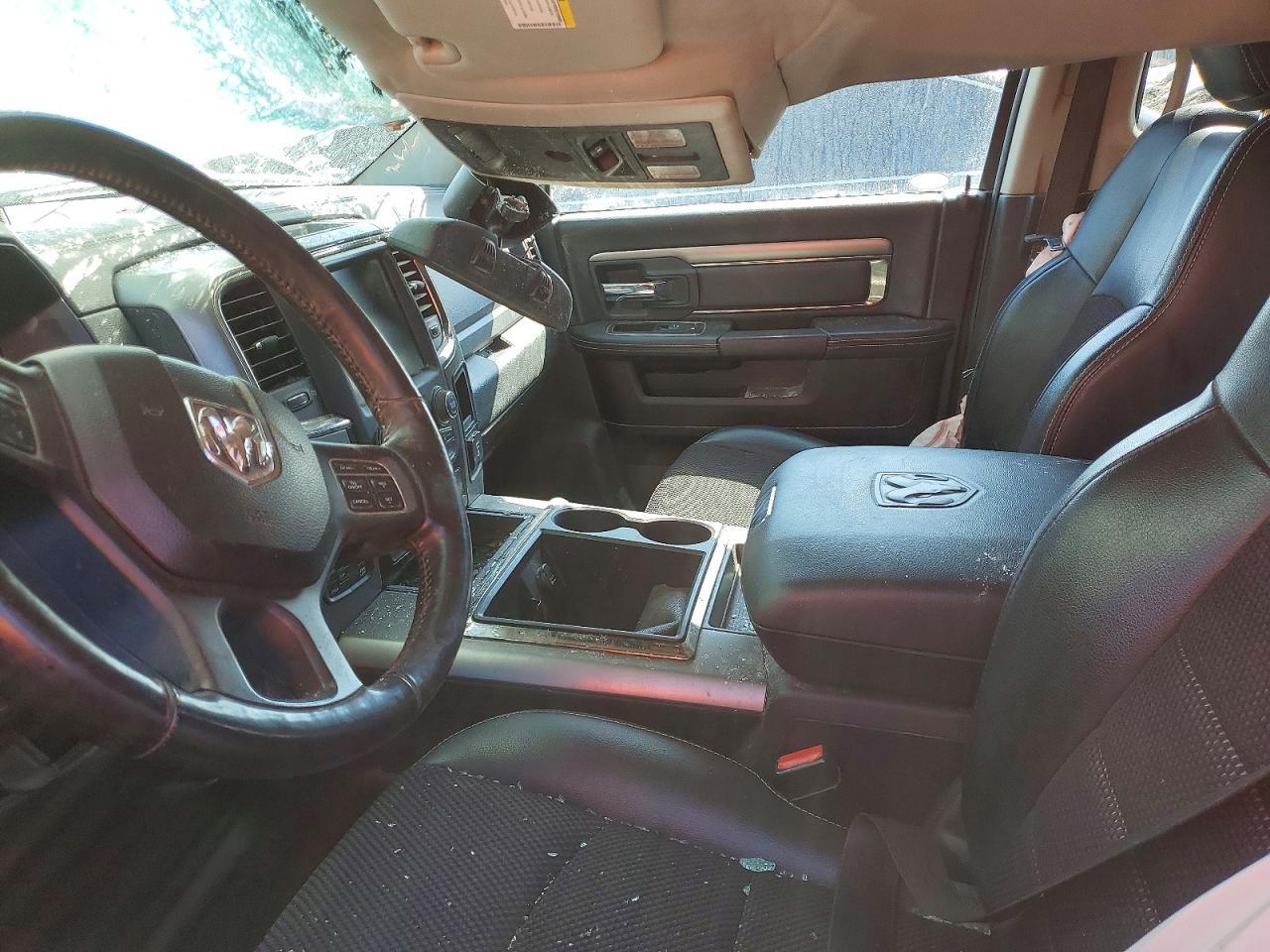 2015 Dodge RAM 1500 Sport