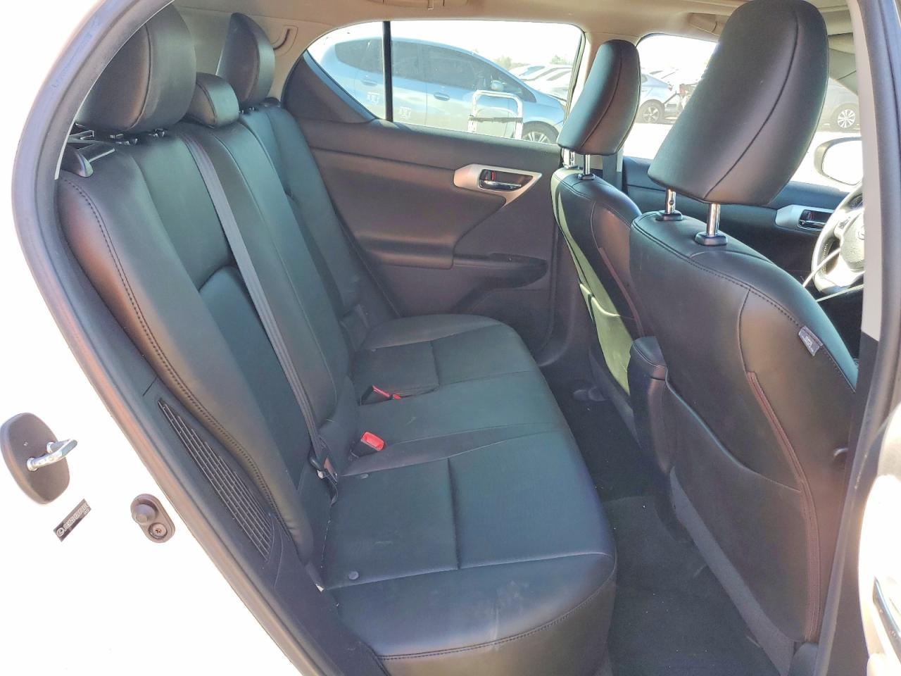 2011 Lexs Ct200h