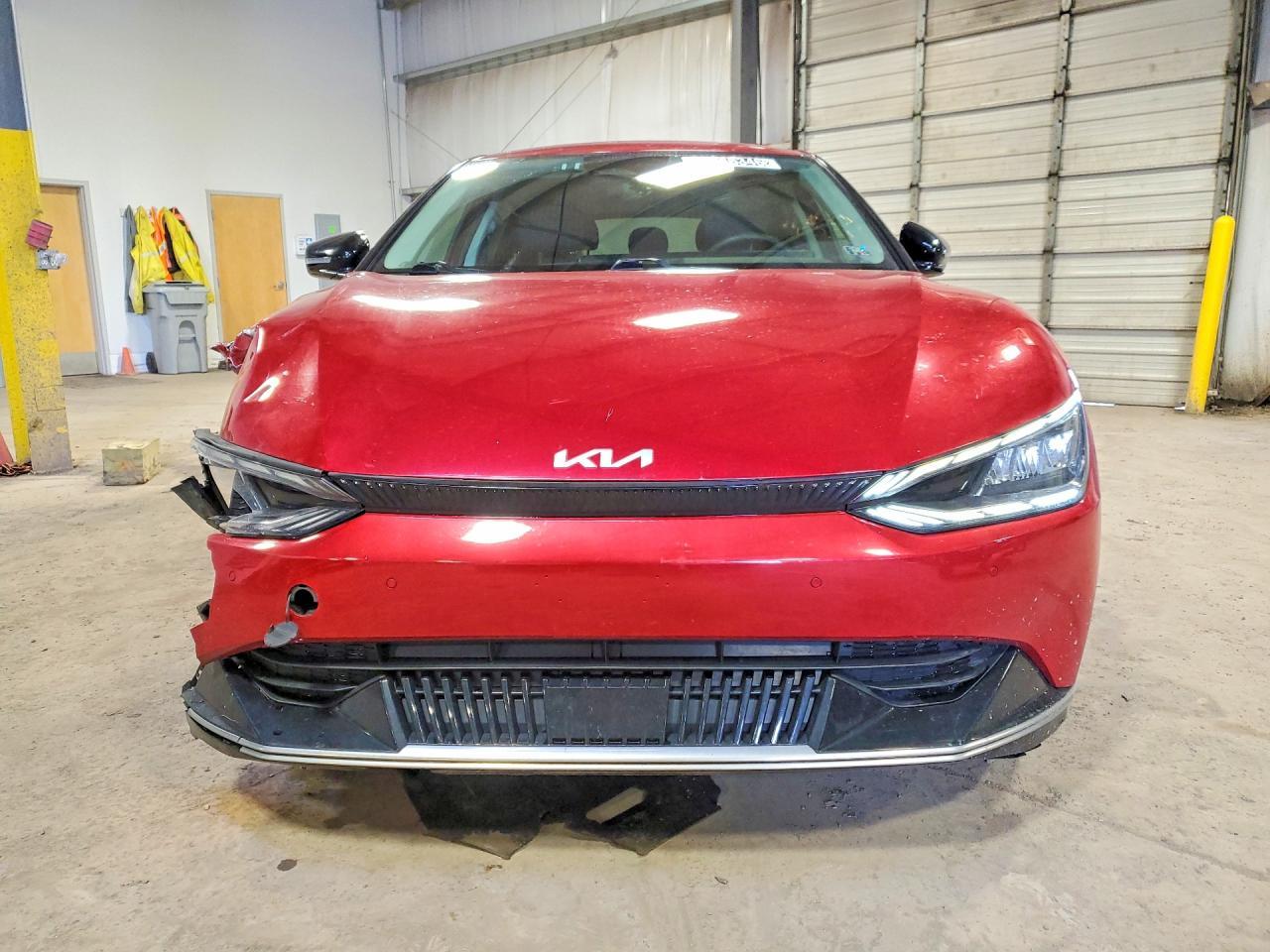 2024 KIA EV6 Wind