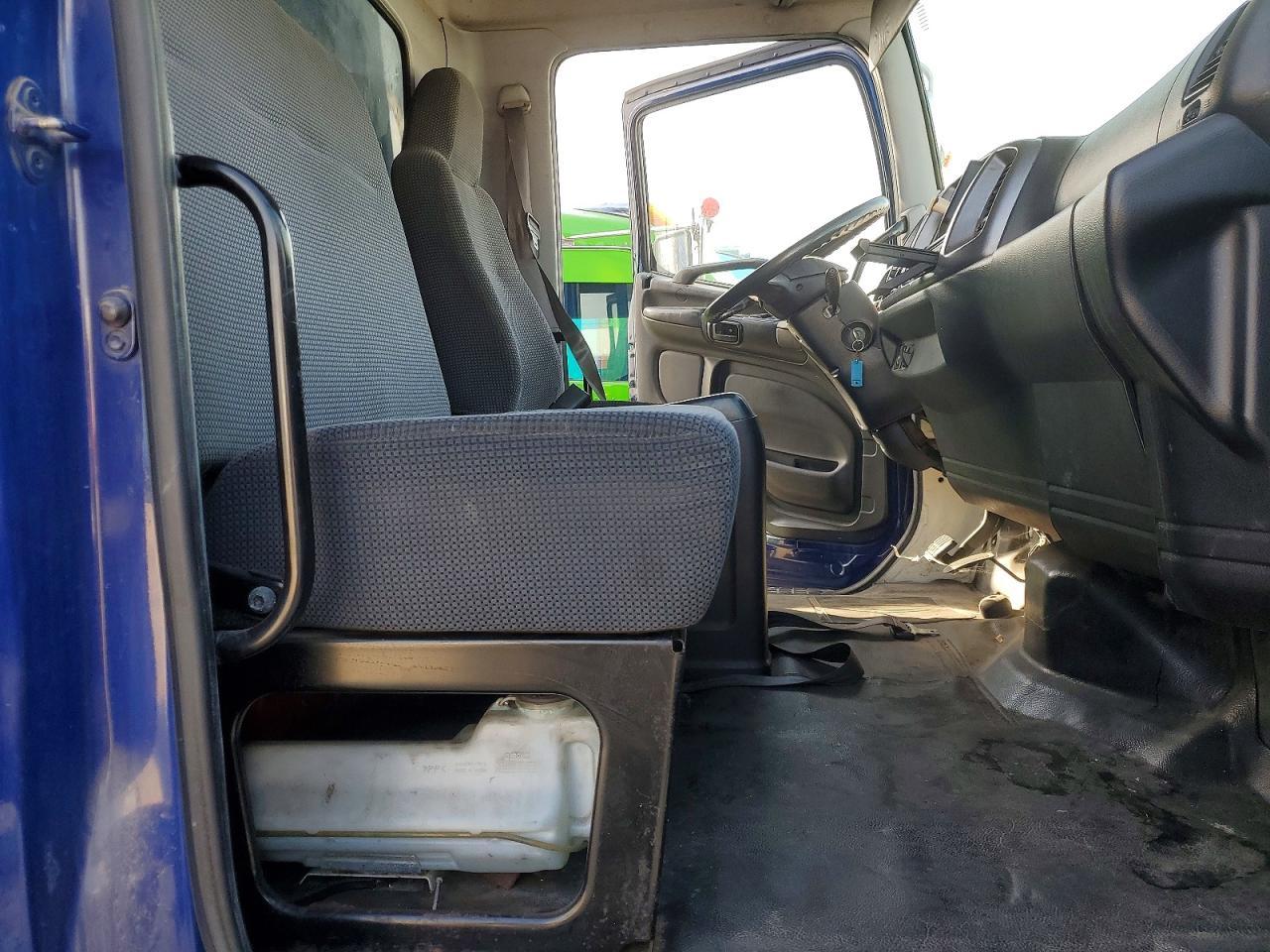 2009 Hino 338 BOX Truck