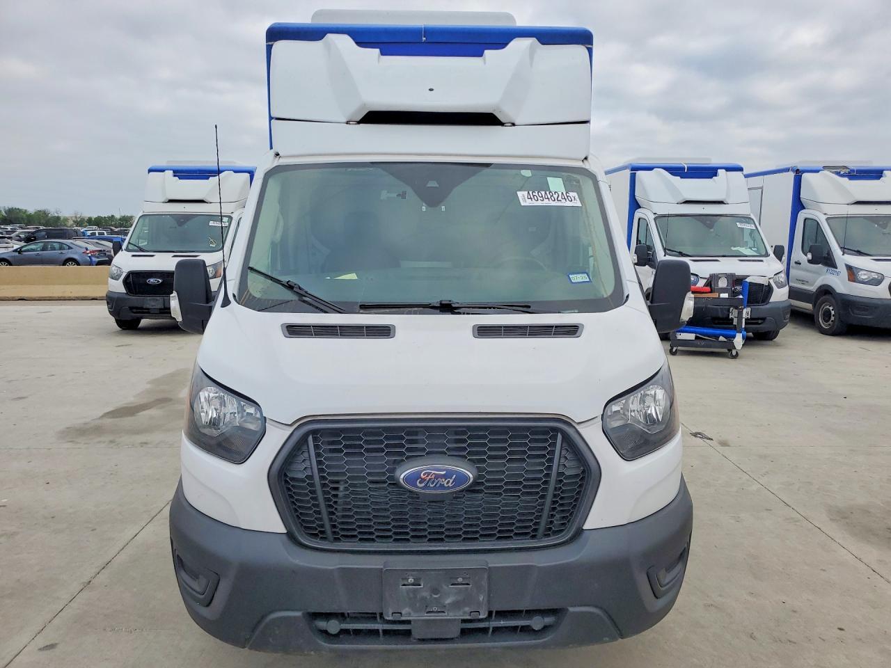 2022 Ford Transit Delivery Truck