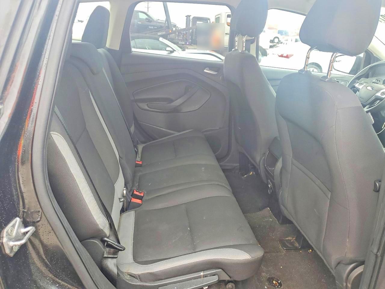 2014 Ford Escape s