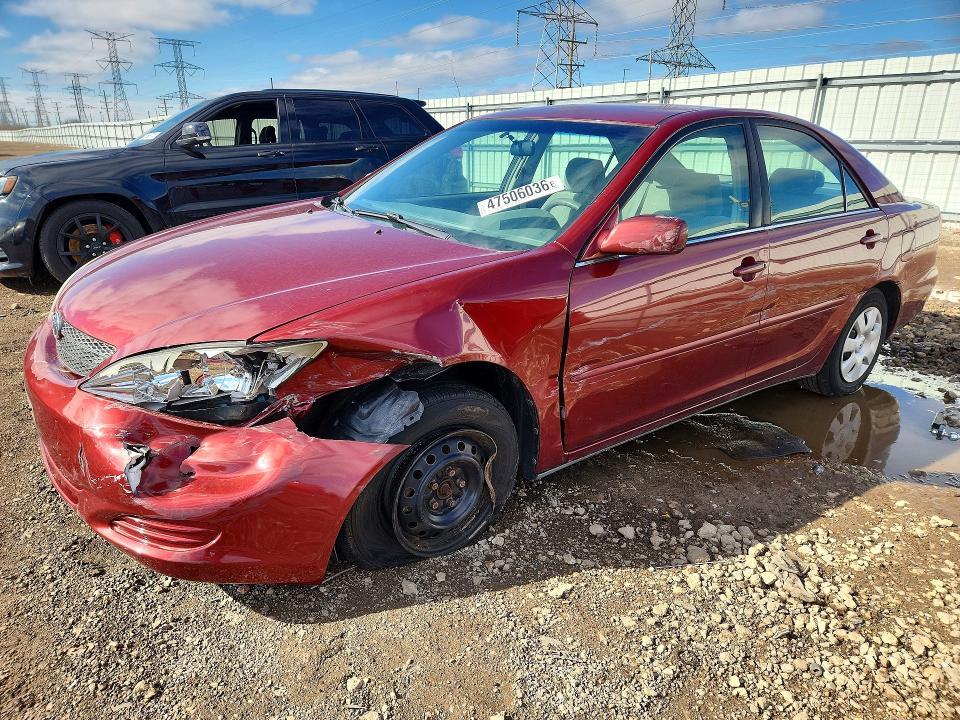 2004 Toyota Camry le