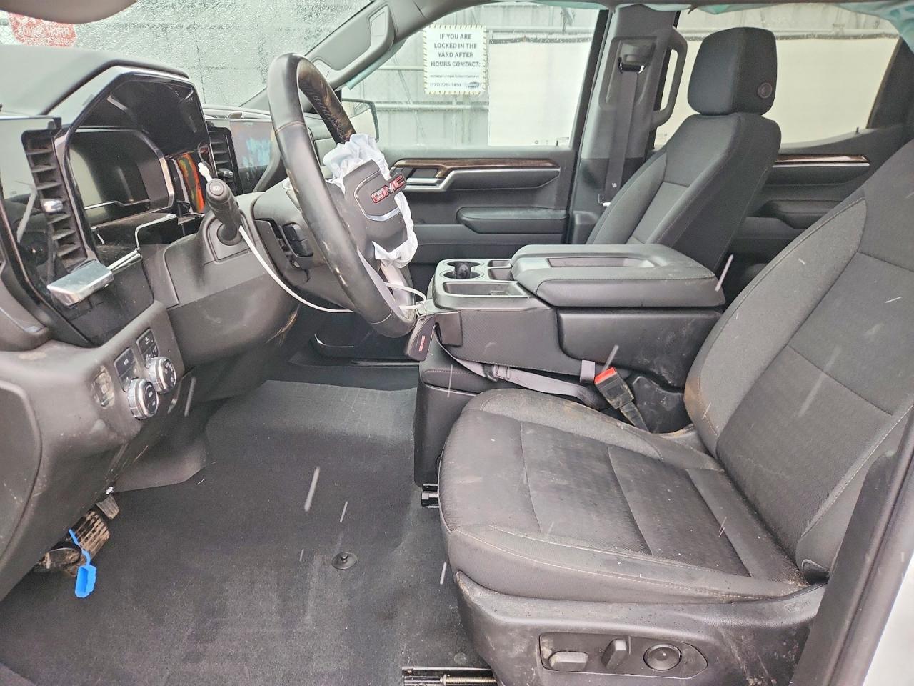 2023 GMC Sierra K1500 SLE