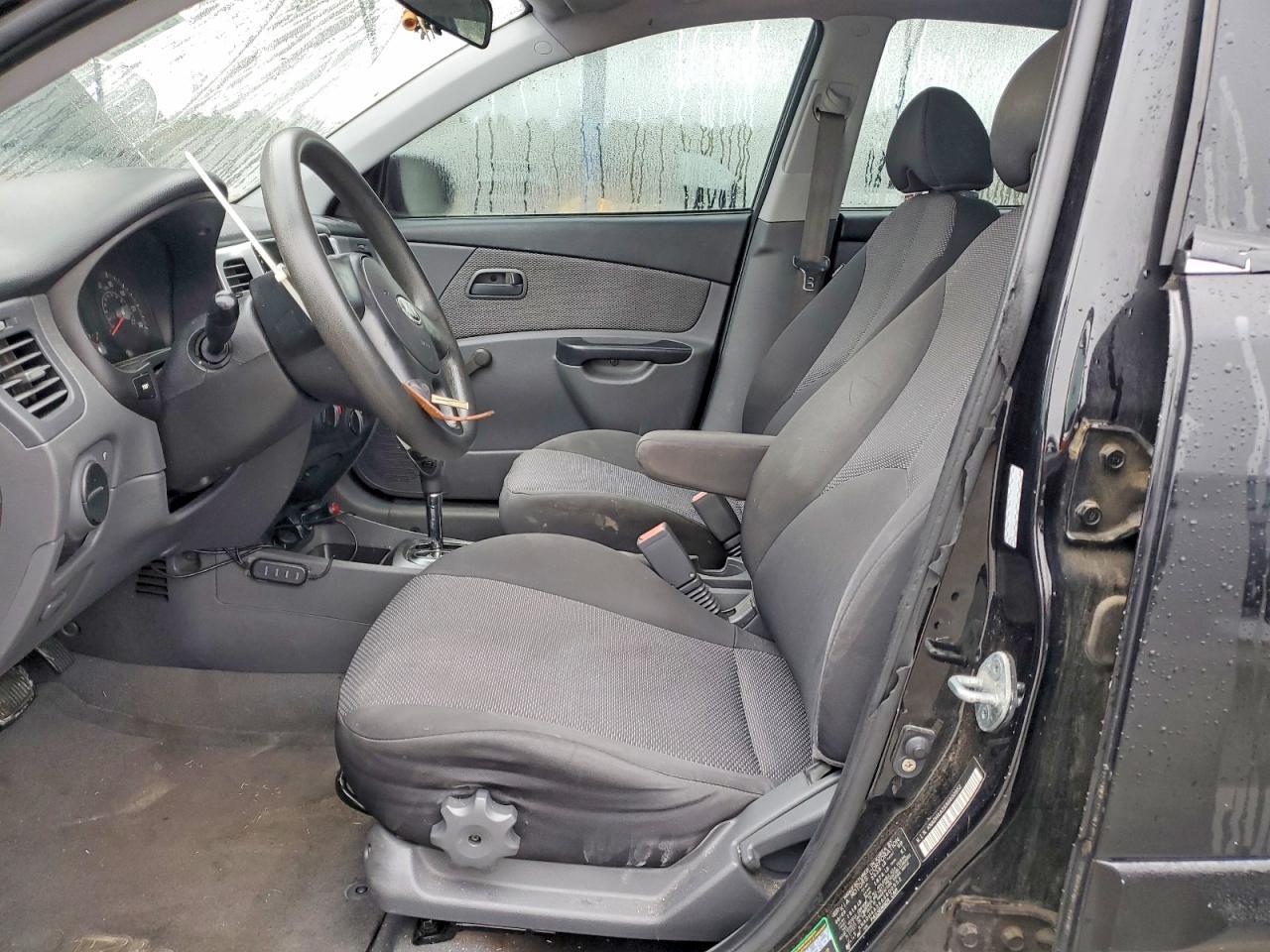 2010 KIA Rio Base