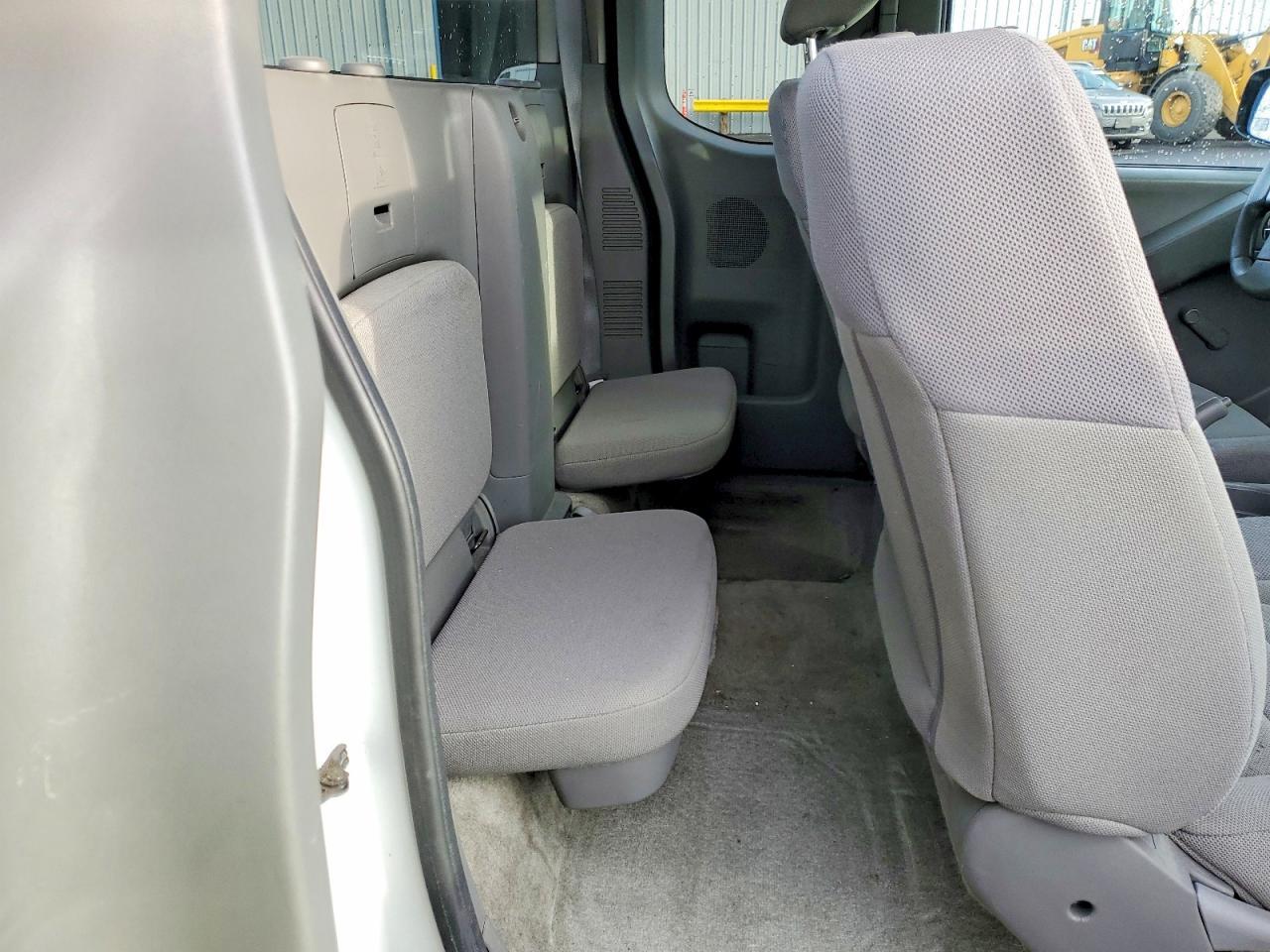 2017 Nissan Frontier S