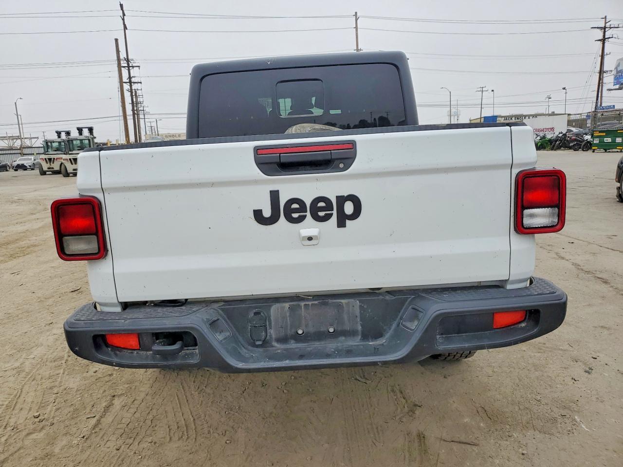 2025 Jeep Gladiator Sport