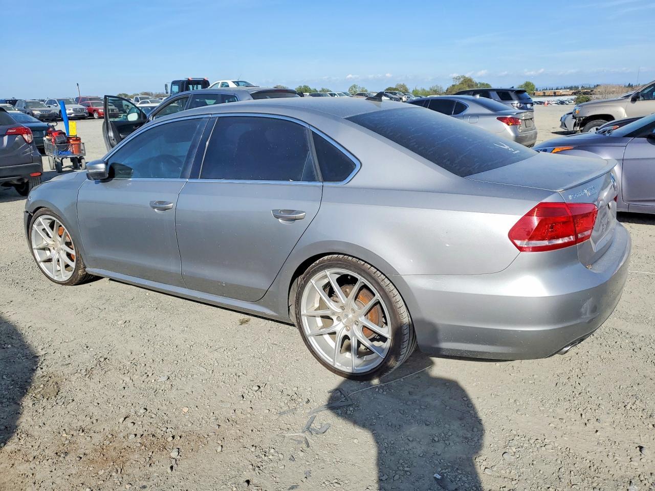 2013 Volkswagen Passat se