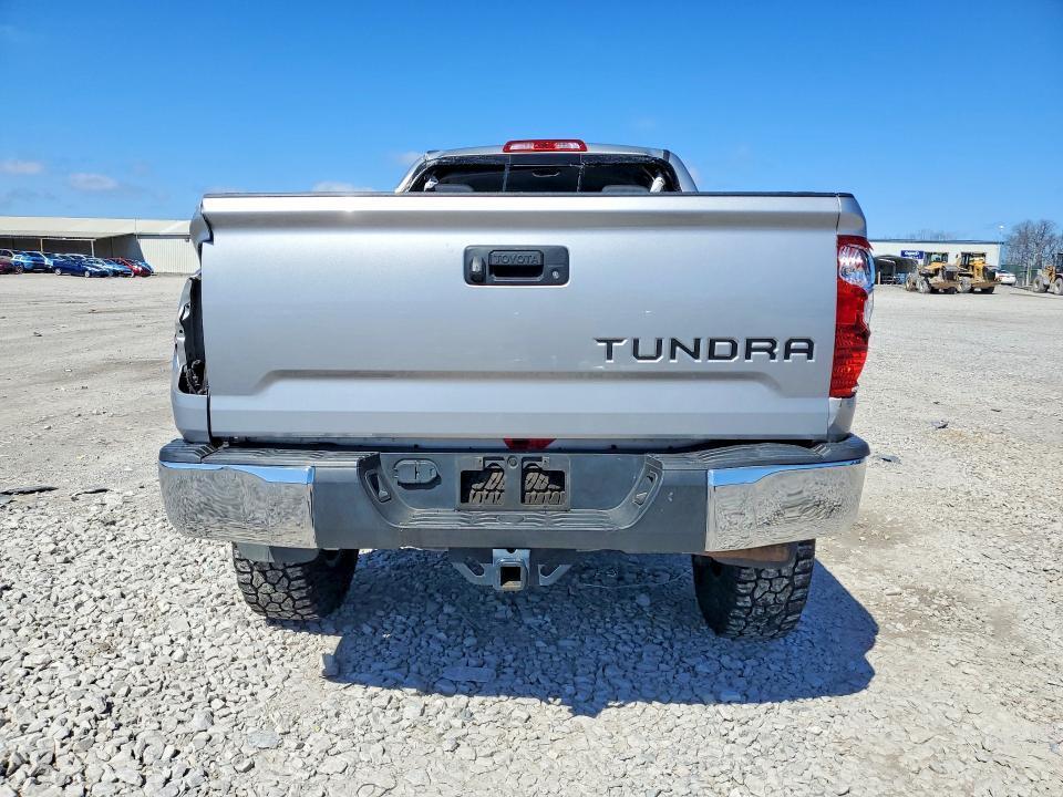 2016 Toyota Tundra SR5