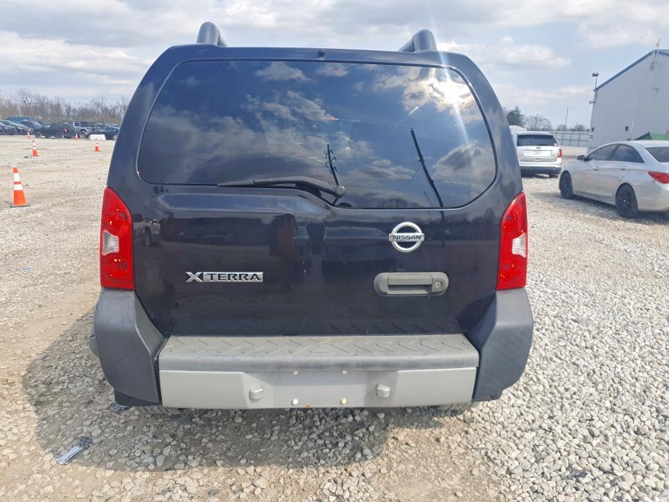 2014 Nissan Xterra s