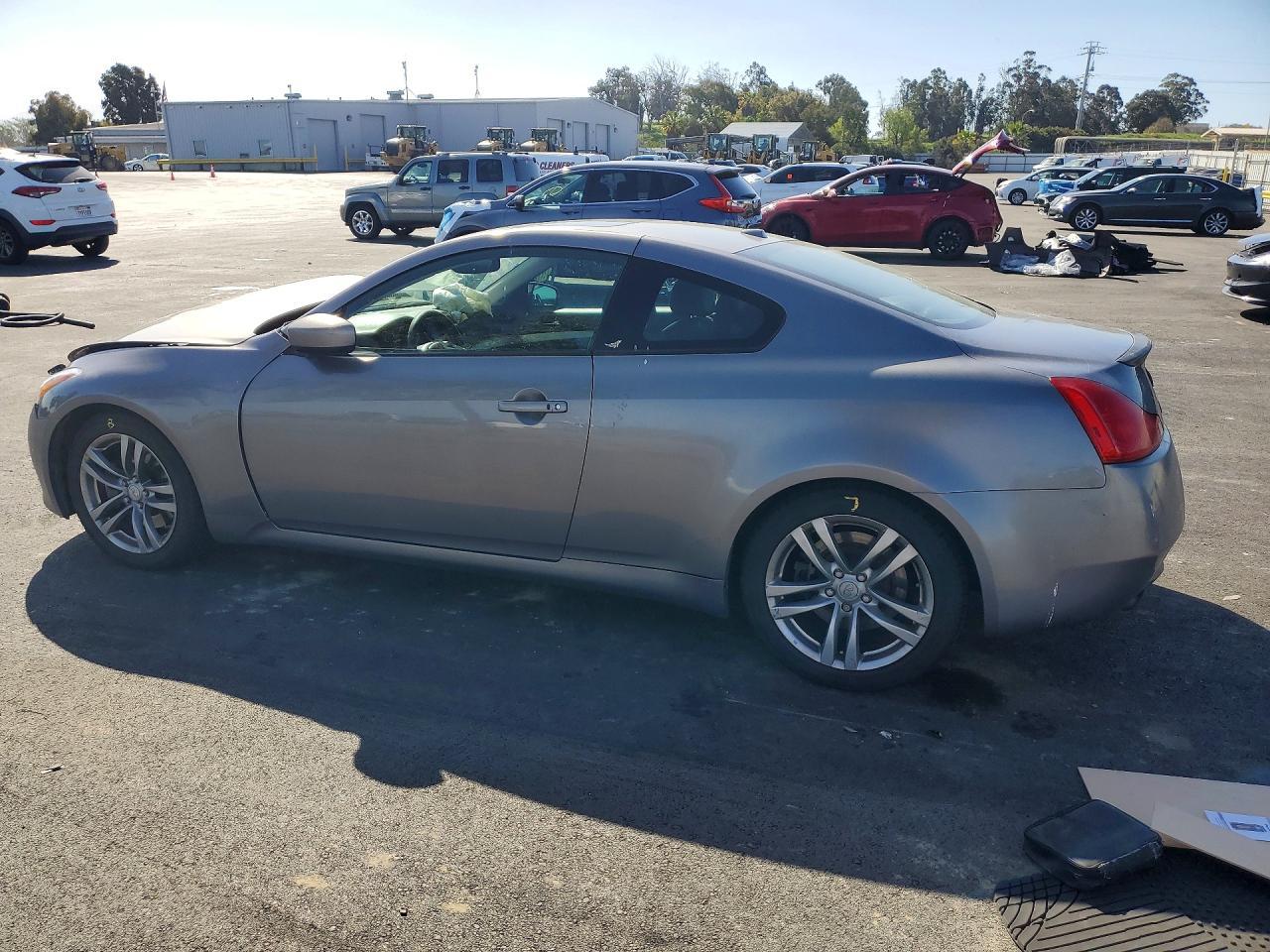 2008 Infiniti G37 Base