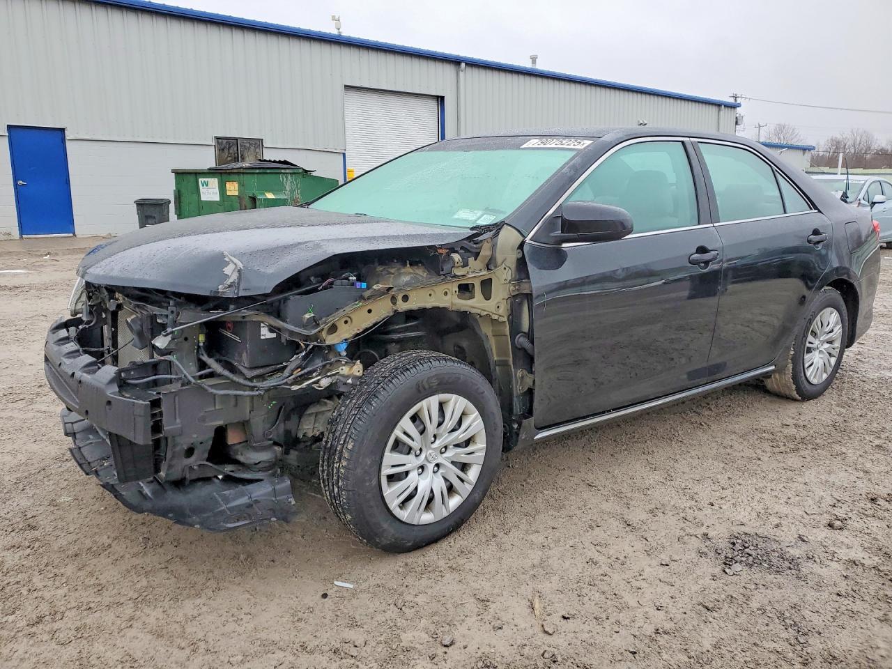 2013 Toyota Camry le