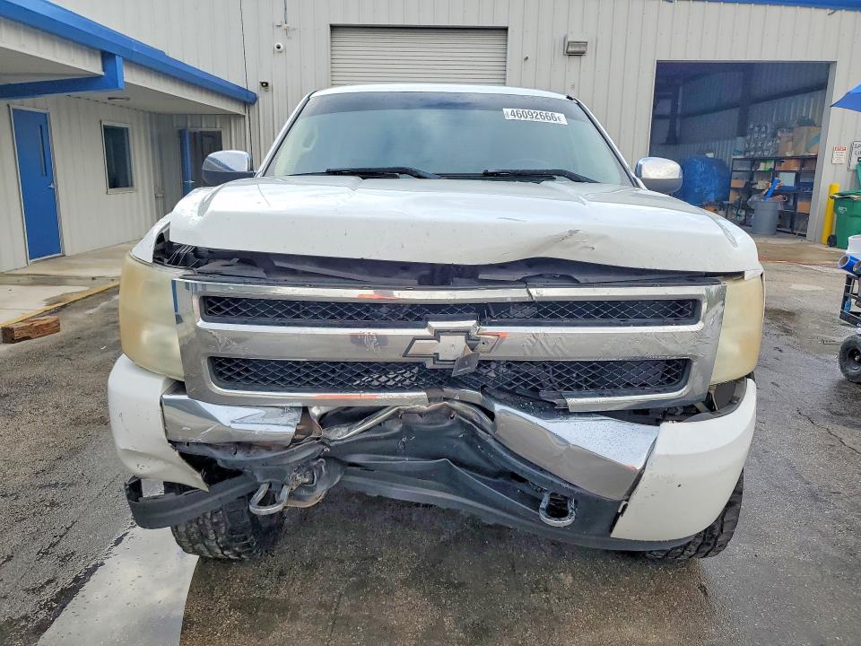 2011 Chevrolet Silverado C1500 LT