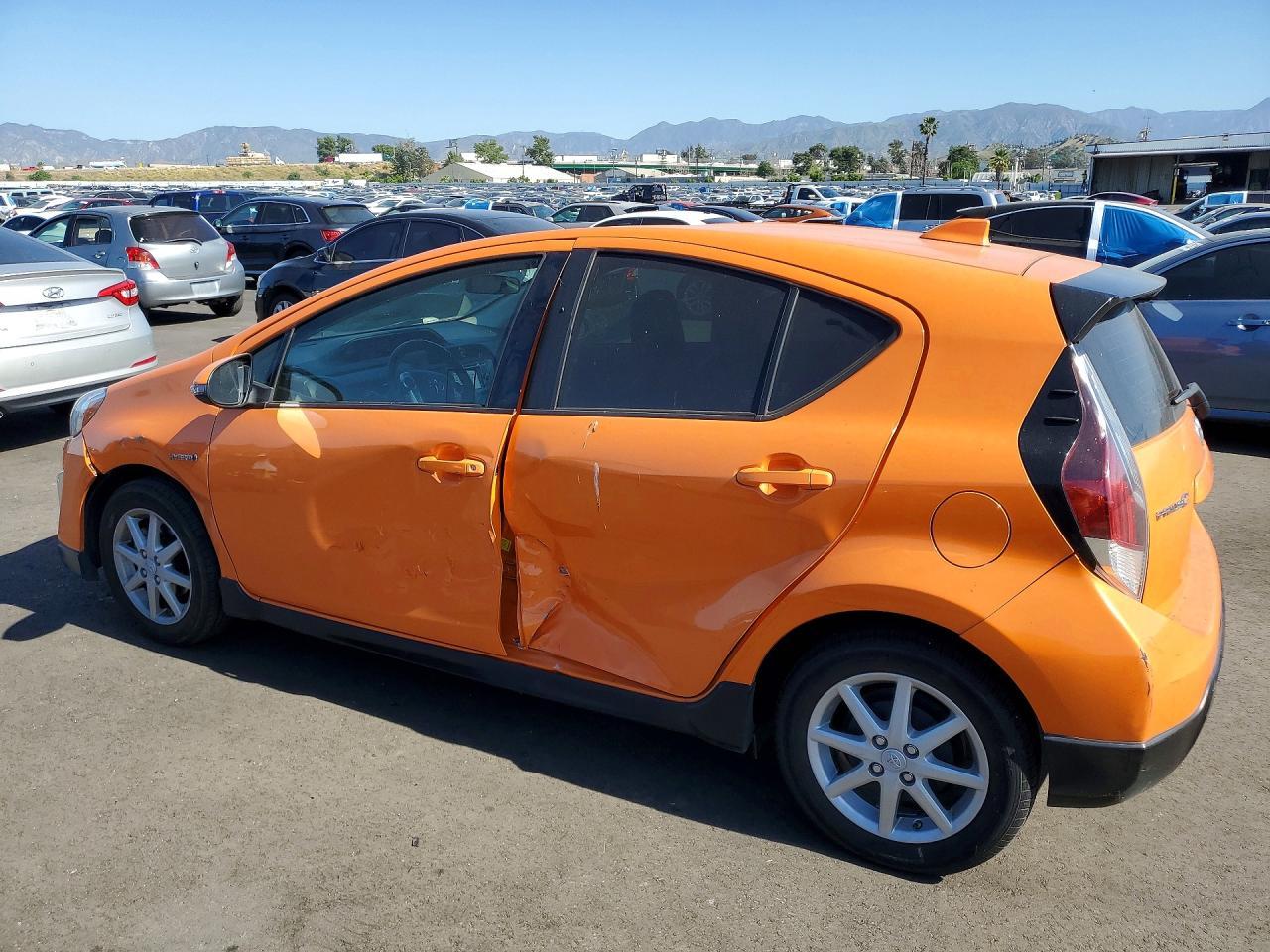 2017 Toyota Prius c one