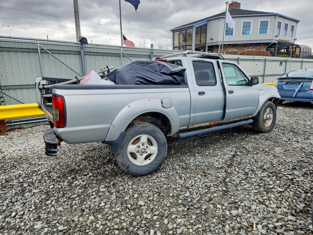 2002 Nissan Frontier SVE-V6