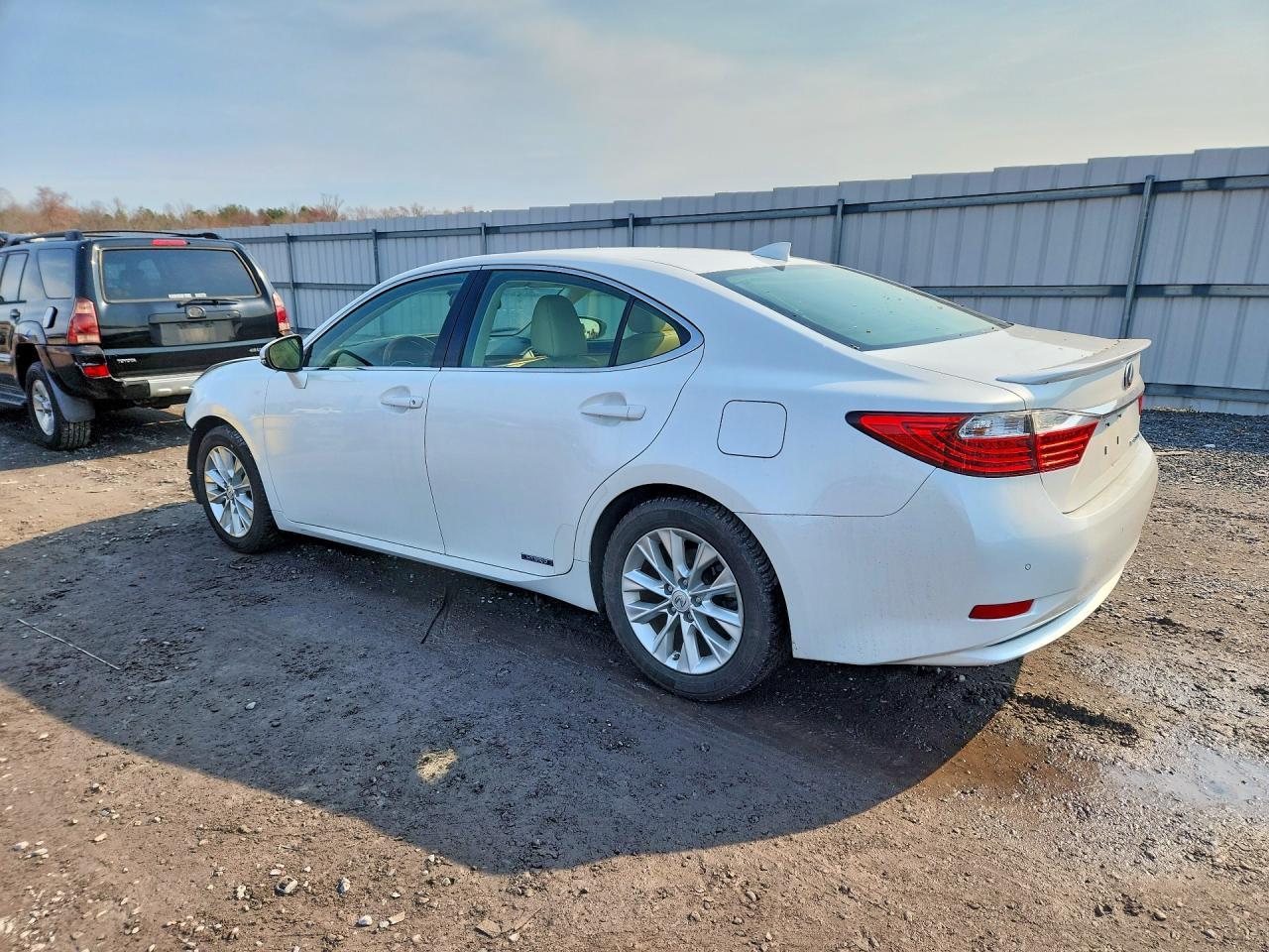 2015 Lexus Es 300h Base