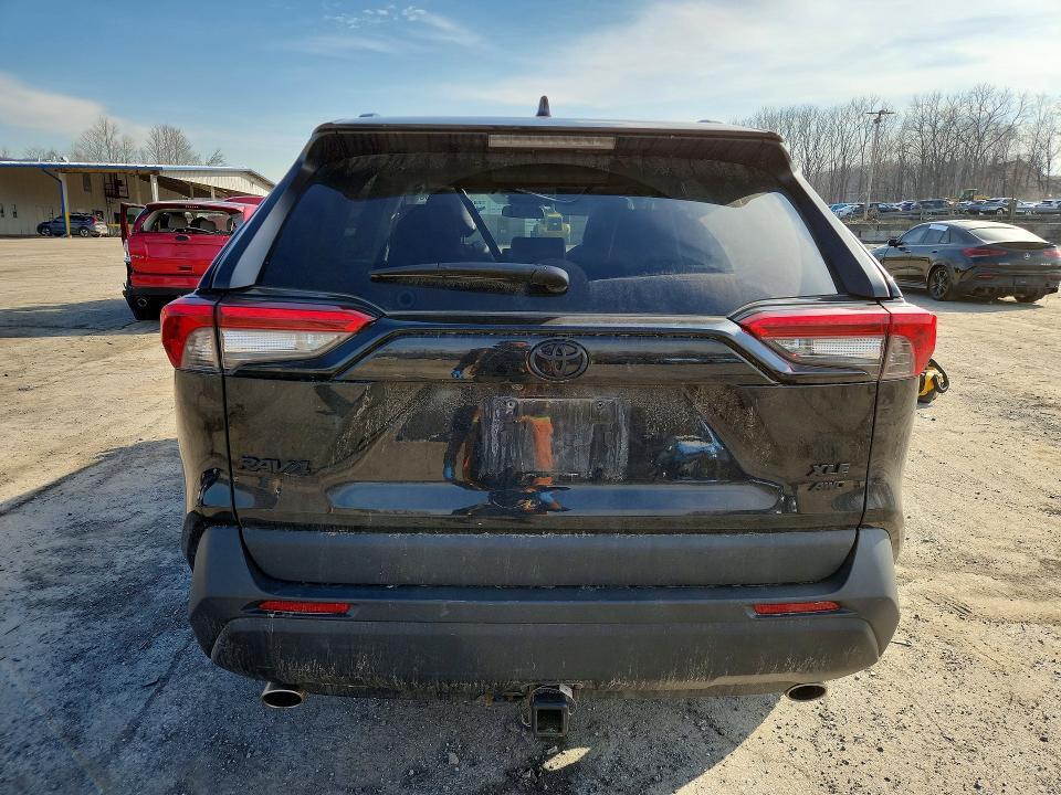 2022 Toyota Rav4 xle Premium