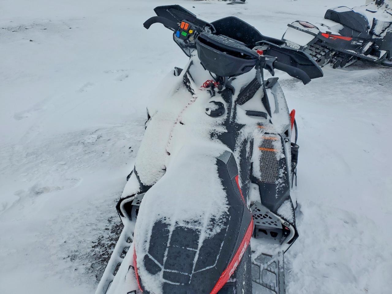 2020 Polaris Indy 850 XCR SC 129