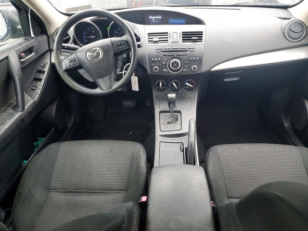 2013 Mazda 3 I