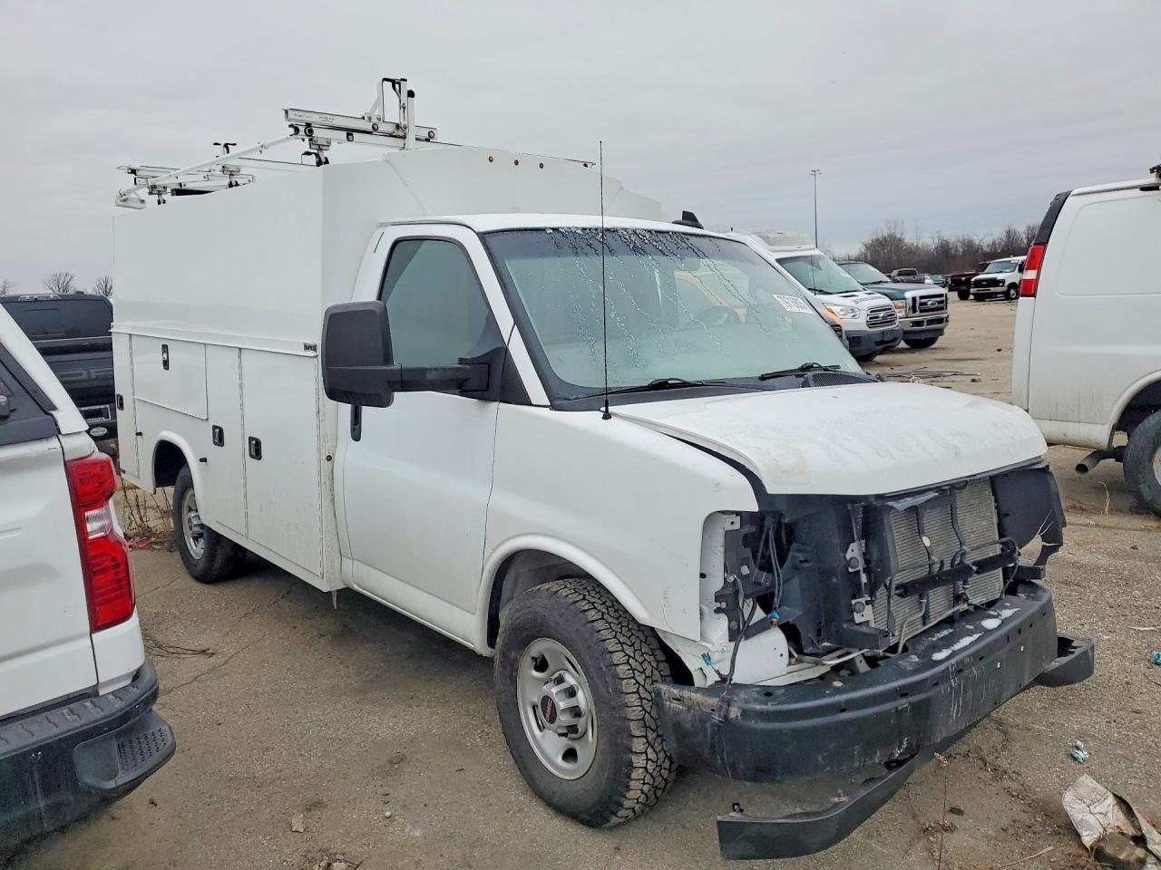 2020 GMC Savana Utility / Service Truck