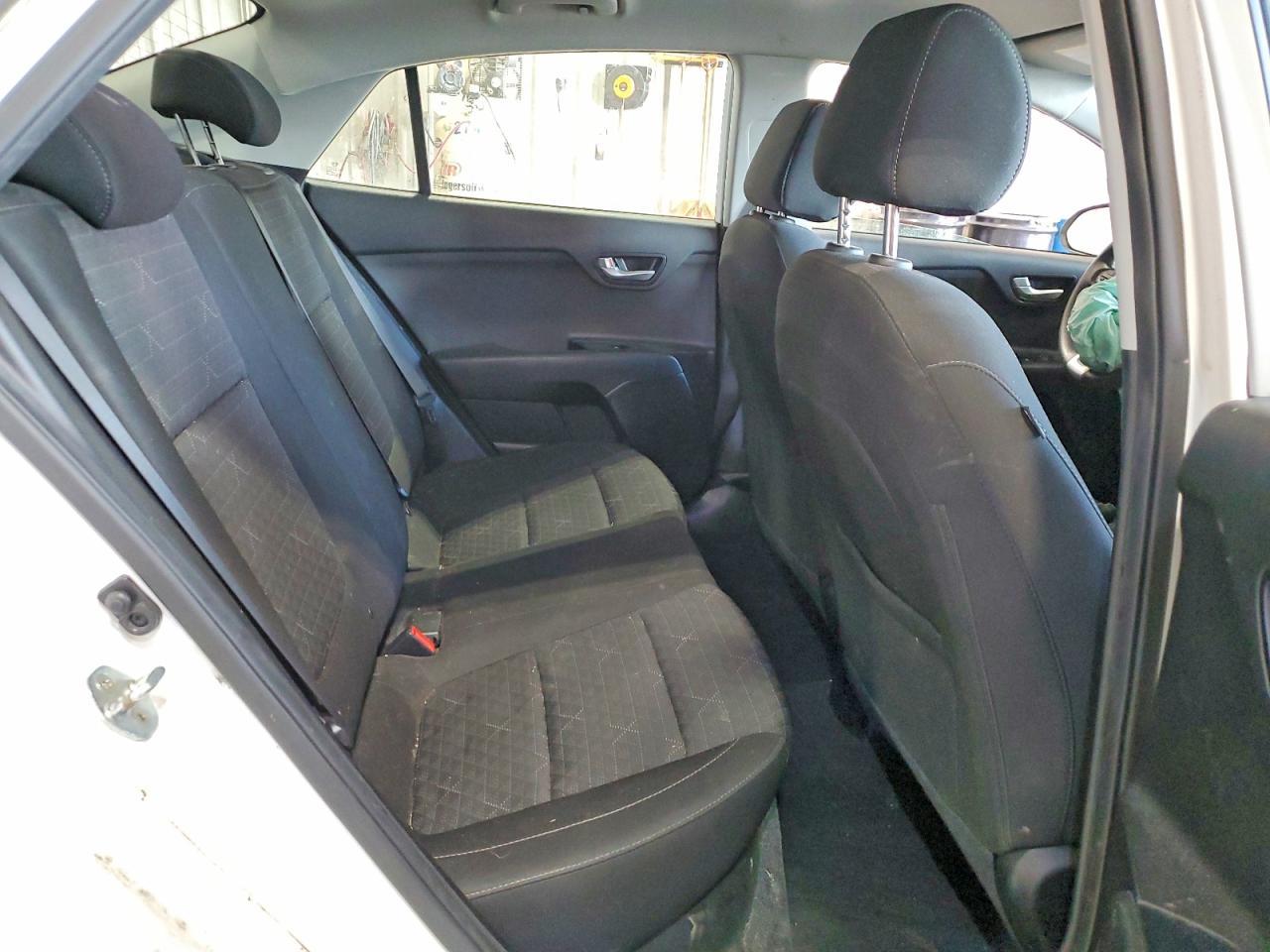 2019 KIA Rio s