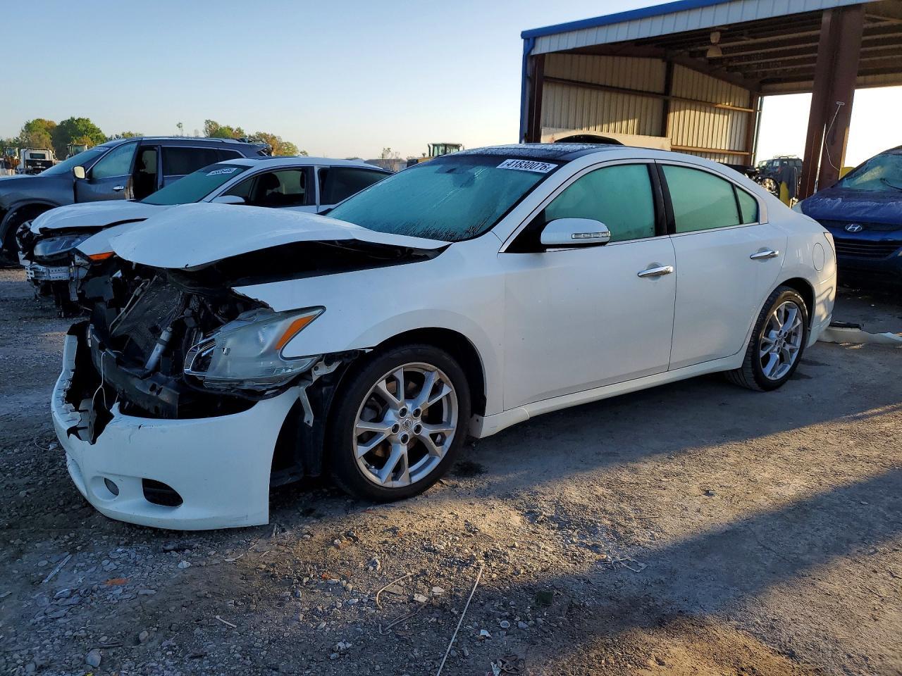 2013 Niss Maxima 3.5 s