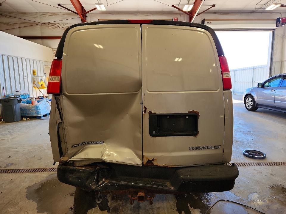 2006 Chev Rolet Express 2500 Utility / Service Van
