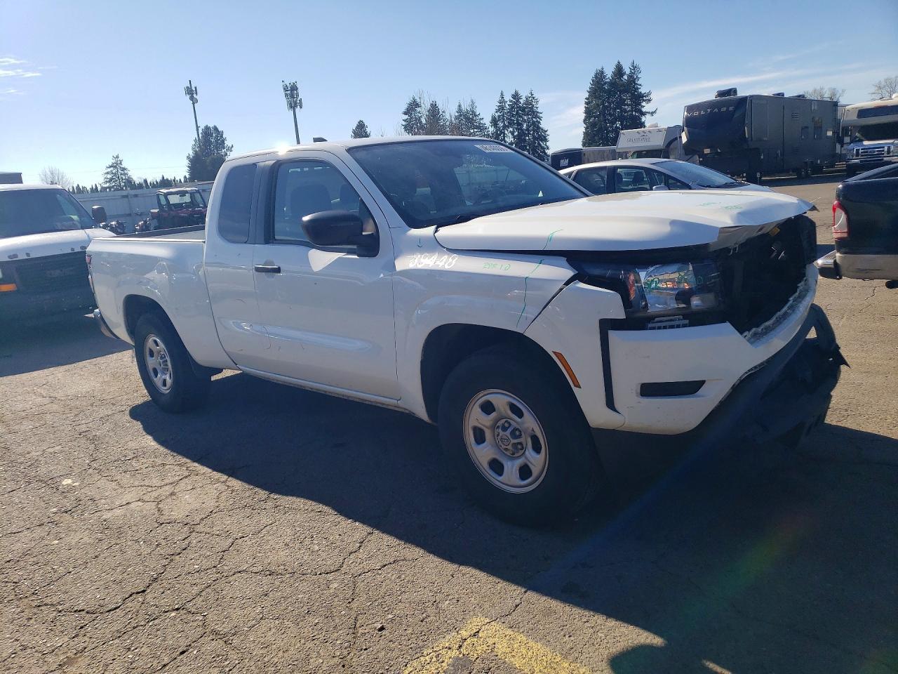 2023 Nissan Frontier S