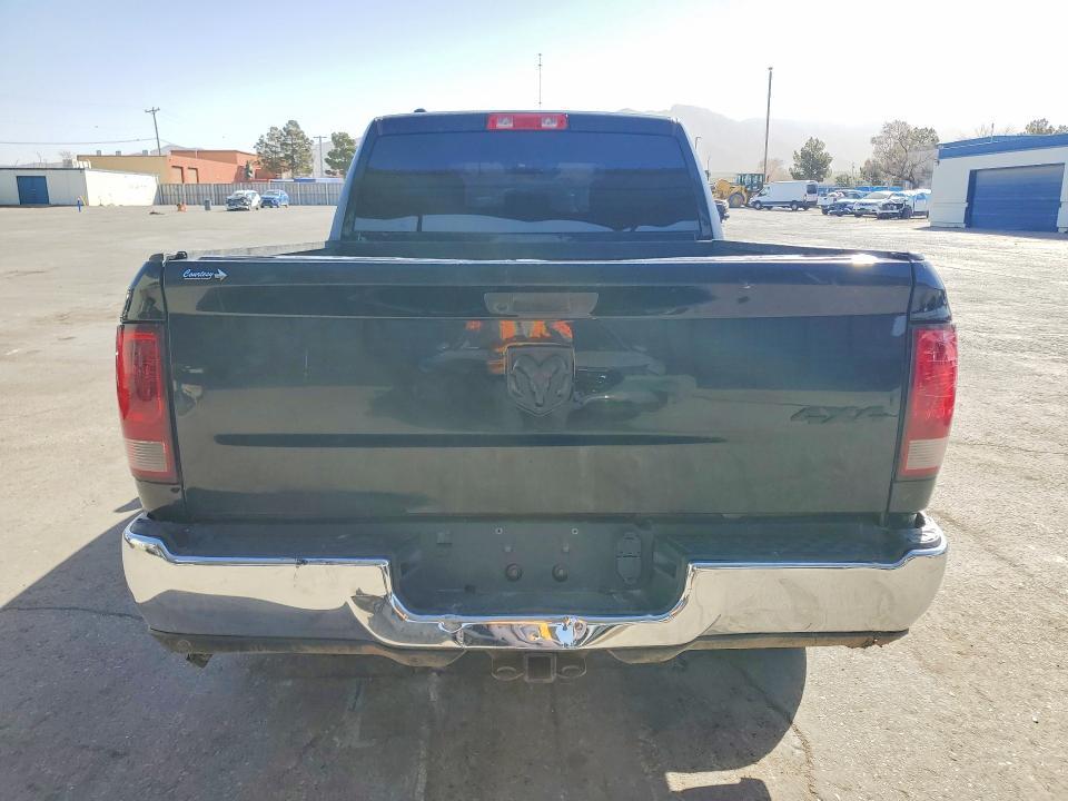 2022 Dodge RAM 1500 Classic SLT